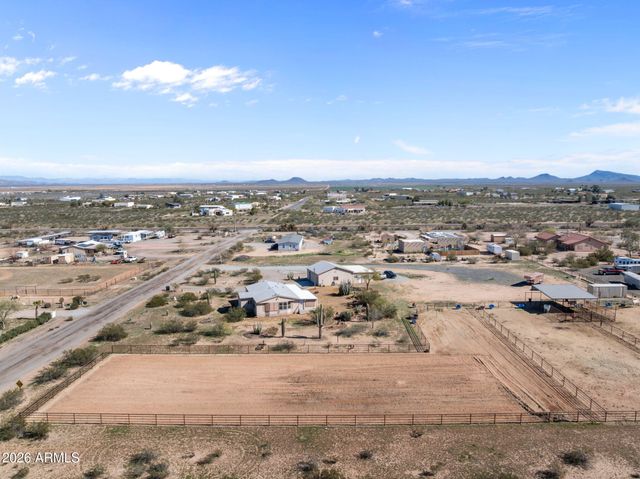 51539 W DONALD Road, Aguila, AZ 85320