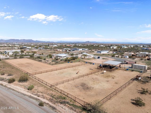 51539 W DONALD Road, Aguila, AZ 85320