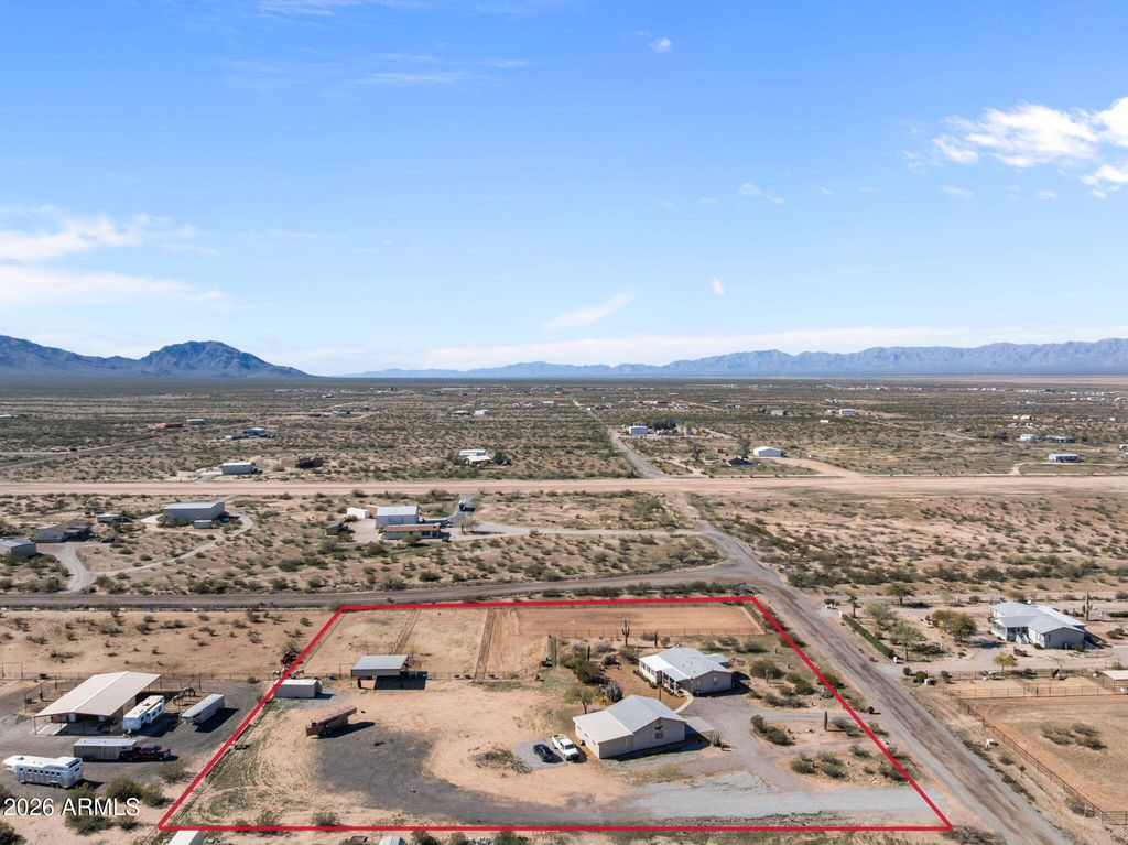 51539 W DONALD Road, Aguila, AZ 85320