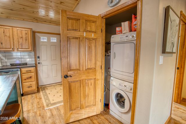 2342 S BUFFALO Loop, Overgaard, AZ 85933