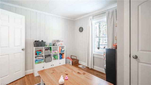 5557 Pineview Drive, Winston-salem, NC 27105