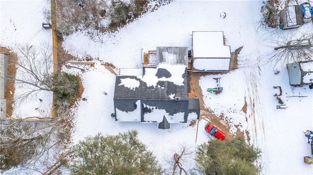 5557 Pineview Drive, Winston-salem, NC 27105