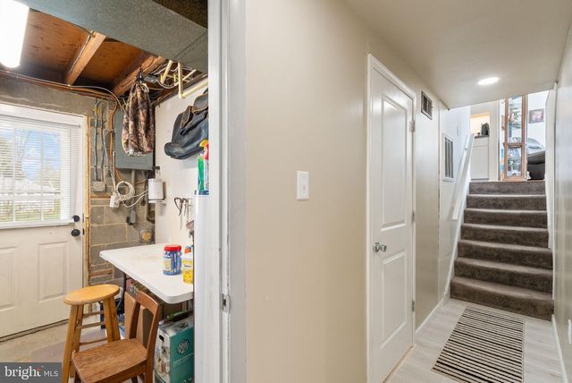 107 N ASPEN AVE, Sterling, VA 20164