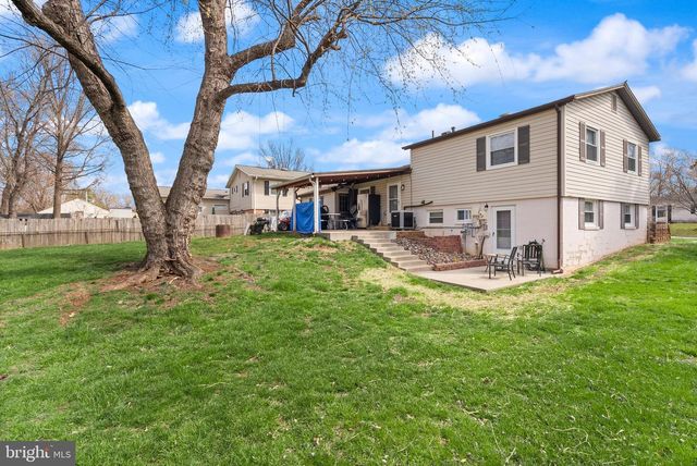 107 N ASPEN AVE, Sterling, VA 20164