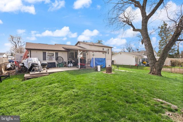 107 N ASPEN AVE, Sterling, VA 20164