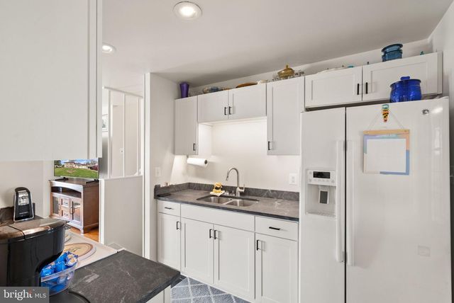 107 N ASPEN AVE, Sterling, VA 20164