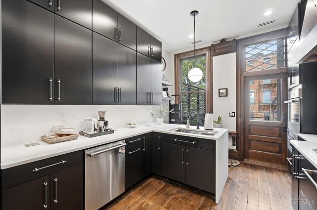 1104 Dayton Street, Cincinnati, OH 45214