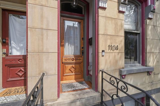 1104 Dayton Street, Cincinnati, OH 45214