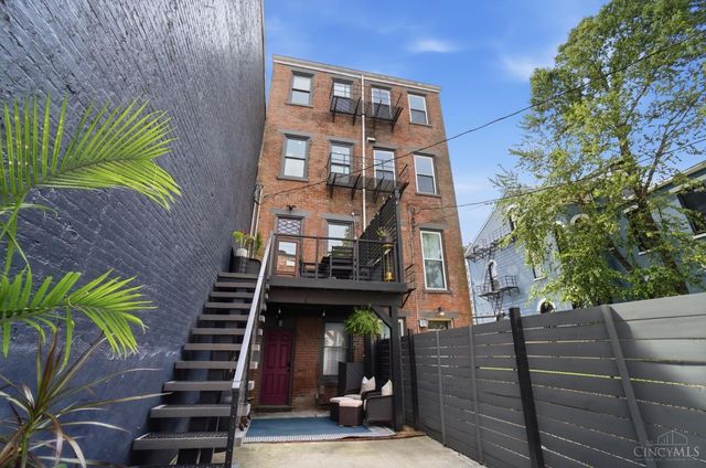 1104 Dayton Street, Cincinnati, OH 45214