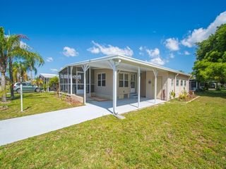 900 Laurel Circle, Barefoot Bay, FL 32976