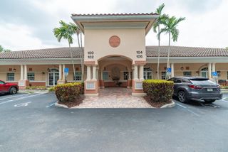 102 NW 100th Avenue, Plantation, FL 33324