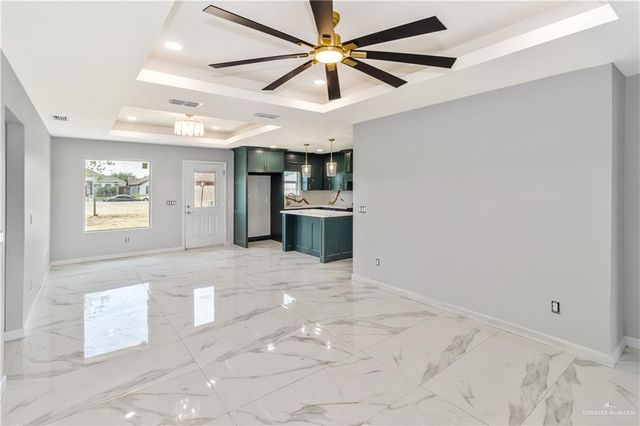 612 S Mina De Oro Street, Mission, TX 78572