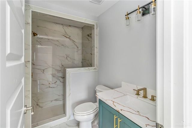 612 S Mina De Oro Street, Mission, TX 78572