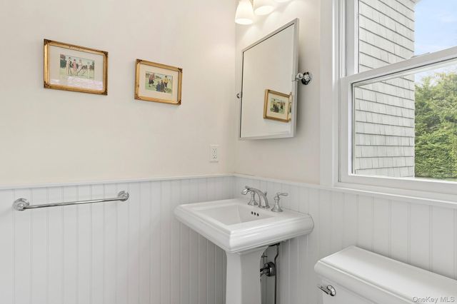 24 Baycrest Avenue, Westhampton, NY 11977