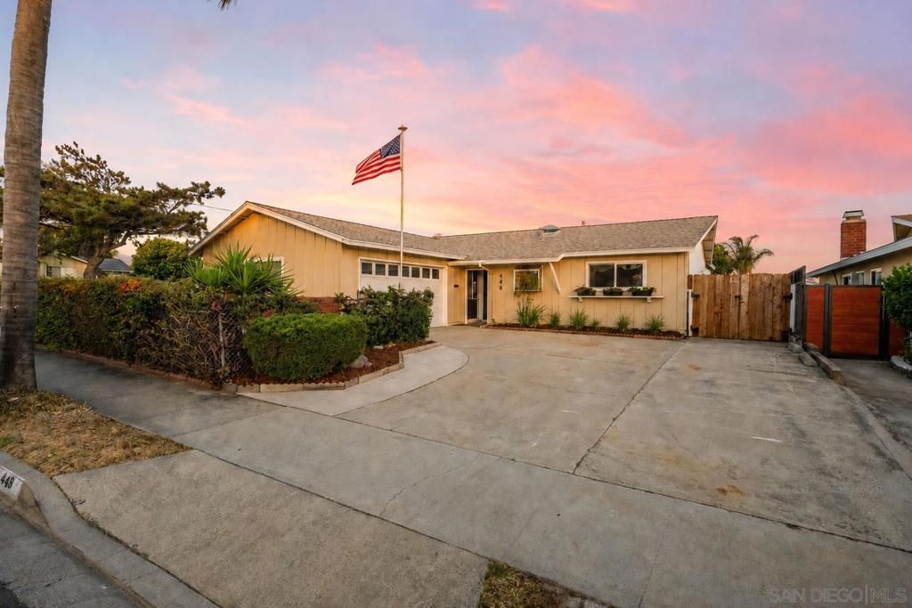 Image 1 of property listing at 448 W Redondo, Oceanside, CA 92057