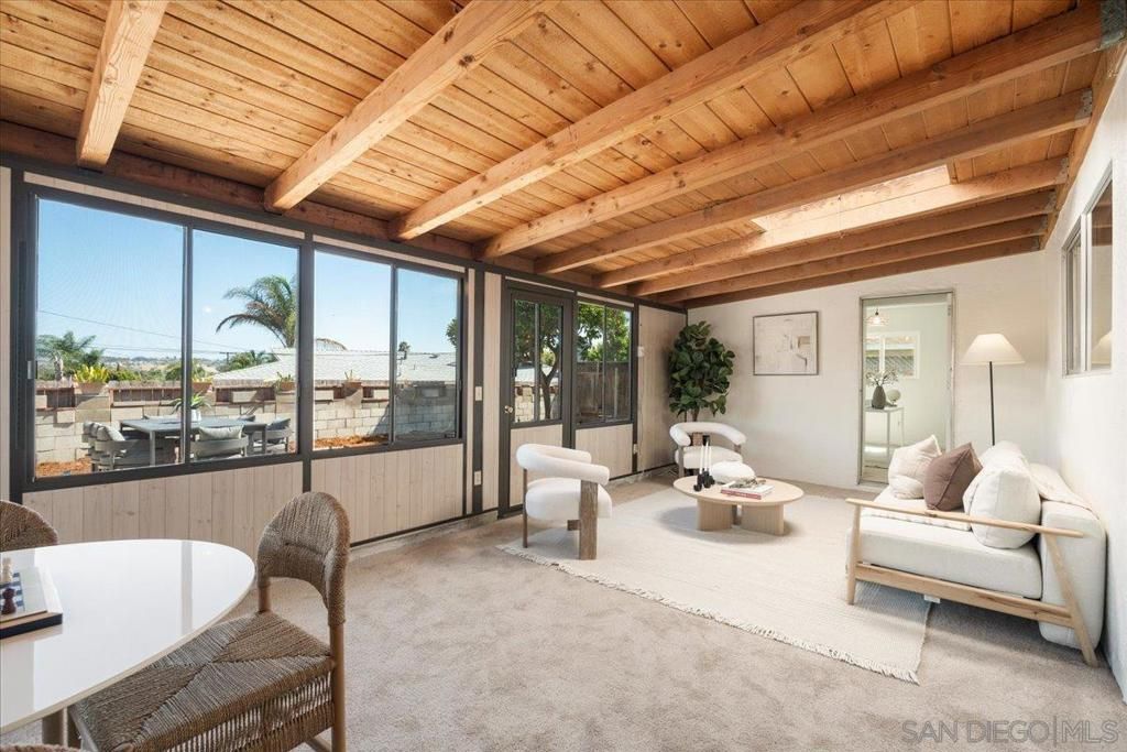 Image 10 of property listing at 448 W Redondo, Oceanside, CA 92057
