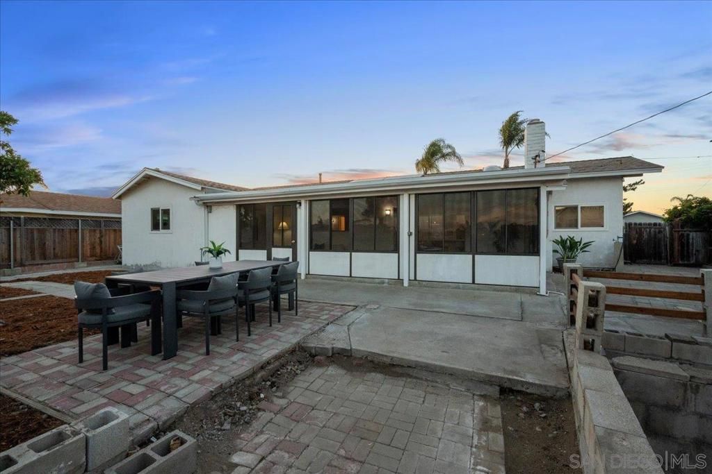 Image 28 of property listing at 448 W Redondo, Oceanside, CA 92057