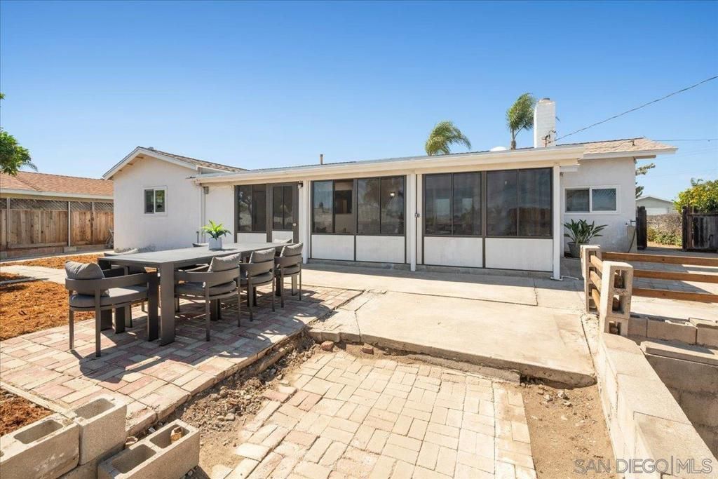 Image 33 of property listing at 448 W Redondo, Oceanside, CA 92057