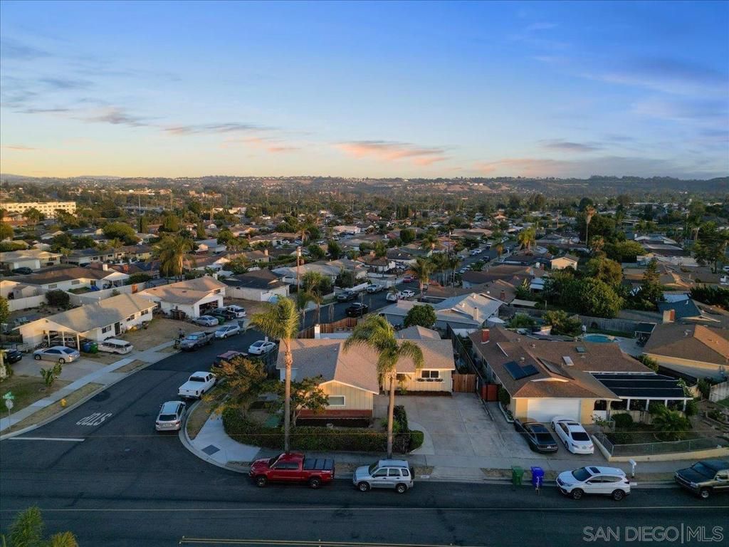 Image 38 of property listing at 448 W Redondo, Oceanside, CA 92057