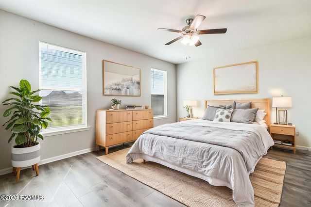 115 Rue Chateau Royal Drive, Youngsville, LA 70592