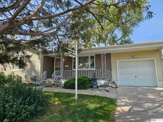 3124 S 42nd Street, Omaha, NE 68105