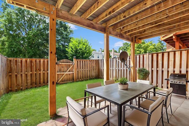 13803 FOUNT BEATTIE CT, Centreville, VA 20121