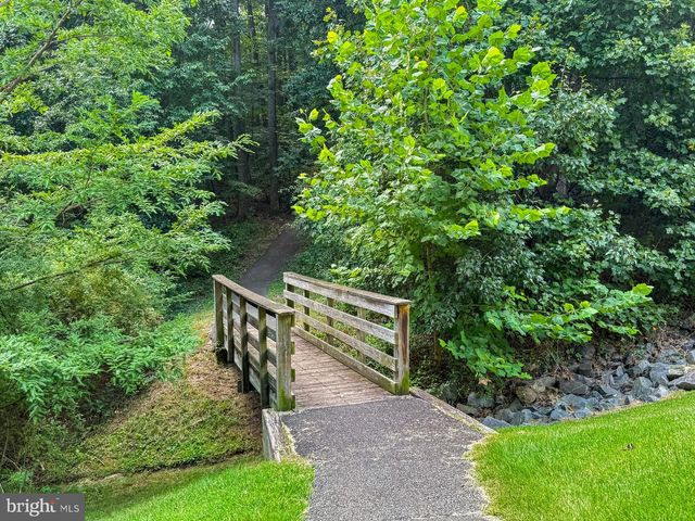 13803 FOUNT BEATTIE CT, Centreville, VA 20121