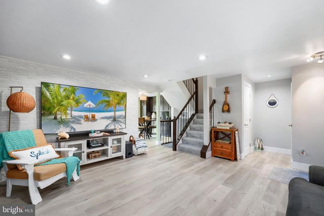 13803 FOUNT BEATTIE CT, Centreville, VA 20121