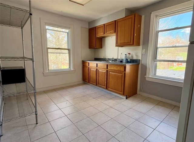 3672 Myrtle Ave, Castle Shannon, PA 15234