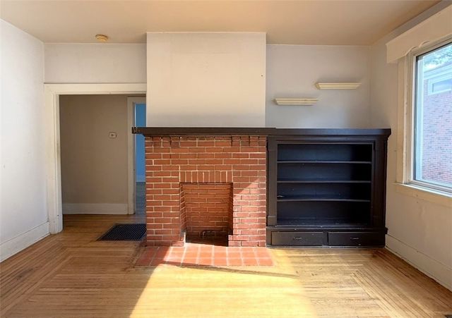 3672 Myrtle Ave, Castle Shannon, PA 15234