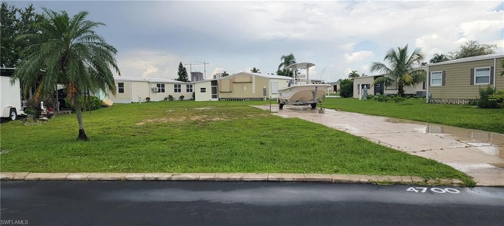 4700 Pago Pago LN, BONITA SPRINGS, FL 34134 — photo 3