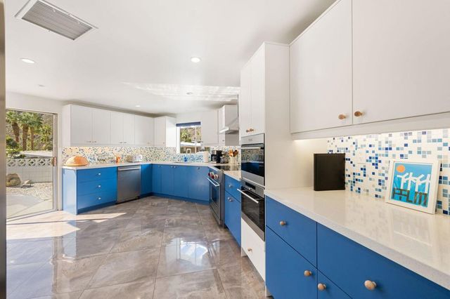 1326 N Rose Avenue, Palm Springs, CA 92262