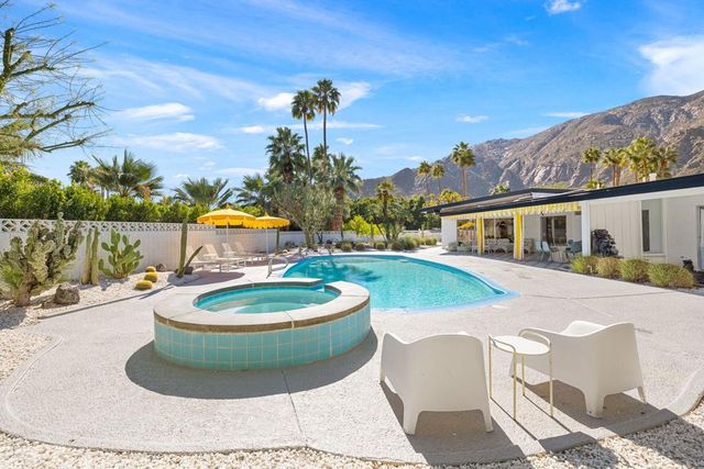 1326 N Rose Avenue, Palm Springs, CA 92262