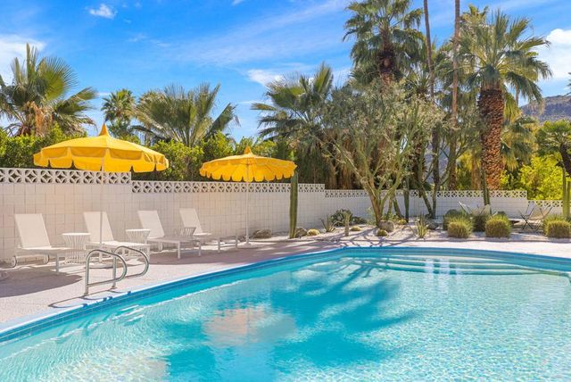 1326 N Rose Avenue, Palm Springs, CA 92262
