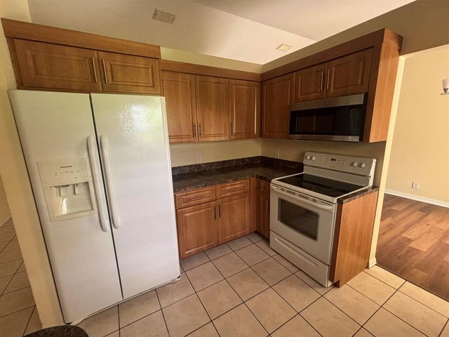 1563 40th Street, West Palm Beach, FL 33407