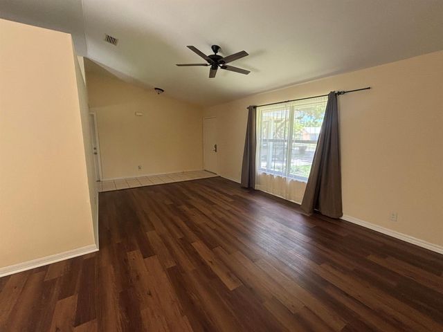 1563 40th Street, West Palm Beach, FL 33407