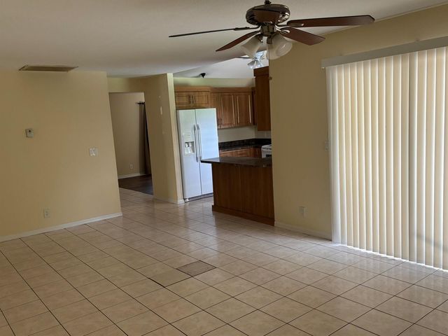 1563 40th Street, West Palm Beach, FL 33407