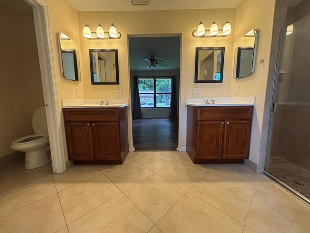 1563 40th Street, West Palm Beach, FL 33407