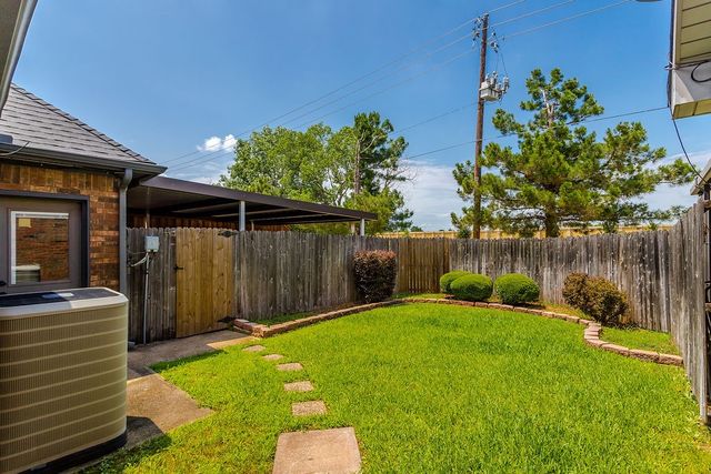 6019 Willow Wood Lane, Dallas, TX 75252