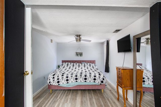 2418 Edgewood Drive, Kalamazoo, MI 49008