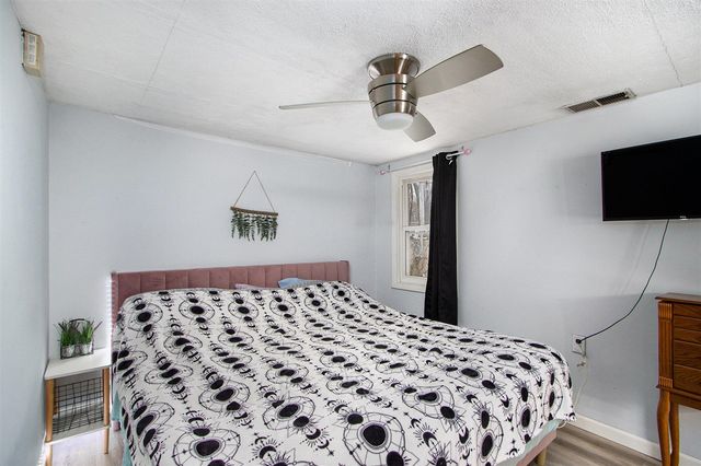 2418 Edgewood Drive, Kalamazoo, MI 49008