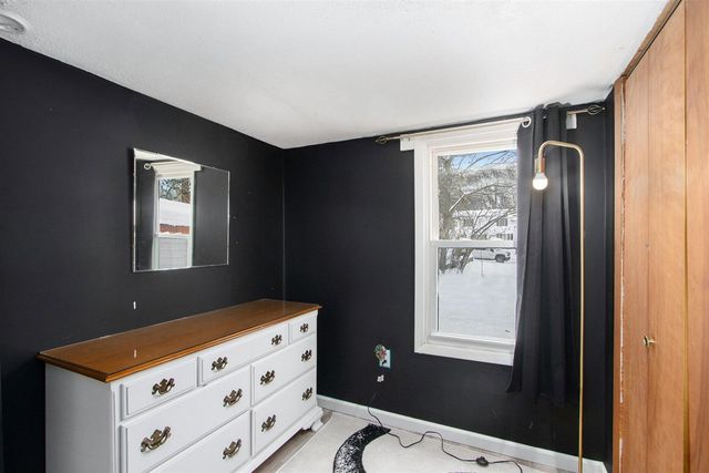 2418 Edgewood Drive, Kalamazoo, MI 49008