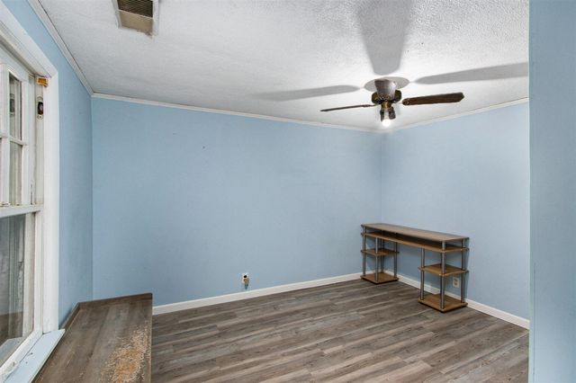 2418 Edgewood Drive, Kalamazoo, MI 49008