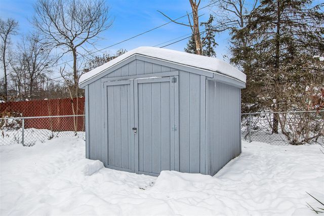 2418 Edgewood Drive, Kalamazoo, MI 49008