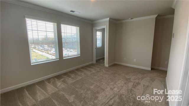 3860 Memorial Parkway 27, Charlotte, NC 28217