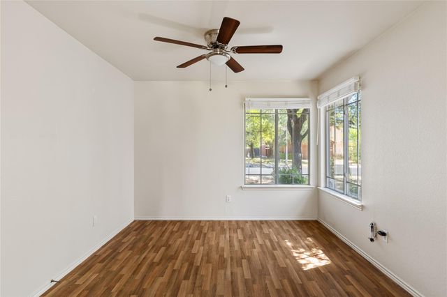 1513 Canon Yeomans TRL, Austin, TX 78748