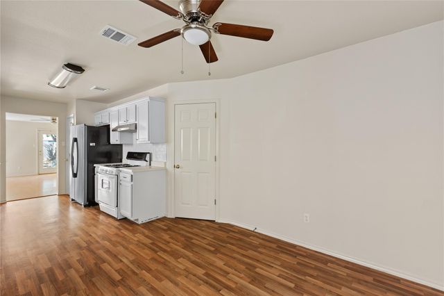 1513 Canon Yeomans TRL, Austin, TX 78748