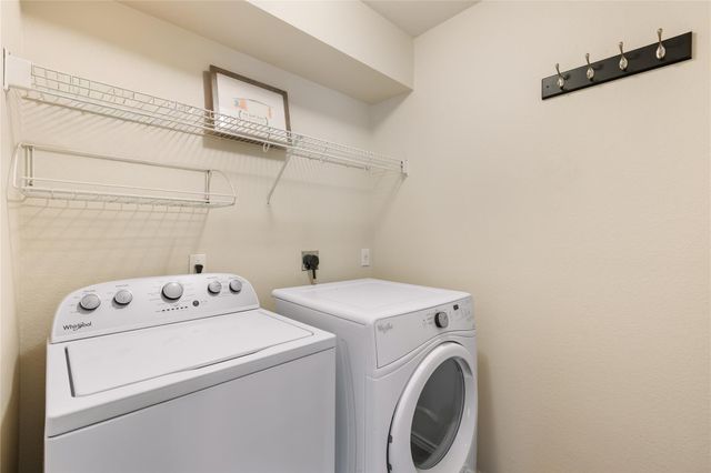 1513 Canon Yeomans TRL, Austin, TX 78748