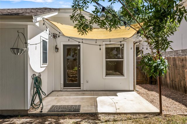 1513 Canon Yeomans TRL, Austin, TX 78748