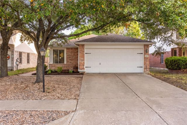 1513 Canon Yeomans TRL, Austin, TX 78748